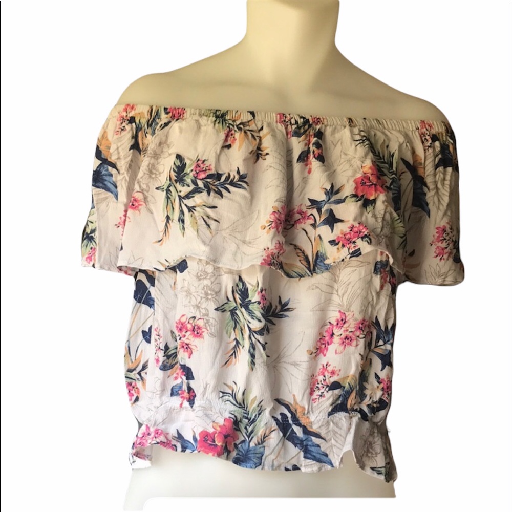 American Eagle Outfitters Crop Top